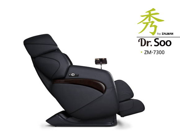 잘만테크의 안마의자 ‘닥터 수’ ZM7300 모델(사진 제공: 잘만테크)