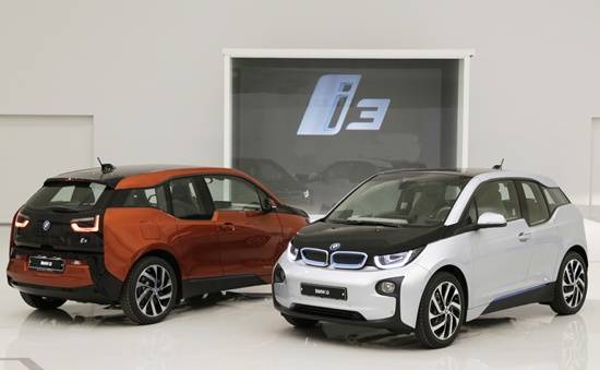 BMW 혁명적인 전기차 i3 출시...100km/h까지 7.2초