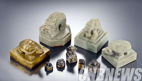 환수 전시되는 국새와 어보.(사진=문화재청)