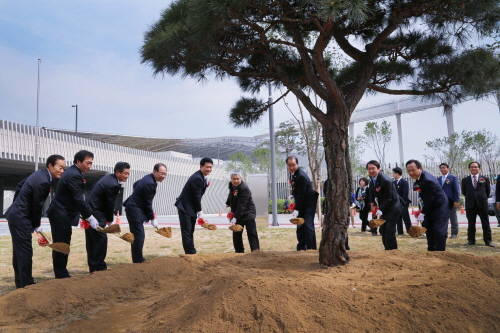 지난 7일 인천아시아드주경기장 준공식을 개최했다.
