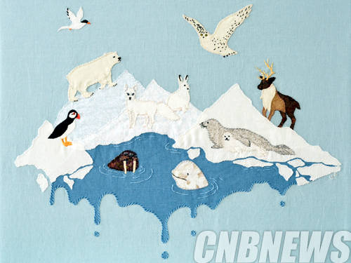 백은하, 'Hello, Arctic!'. 천위에 자수, 53x45cm, 2014.