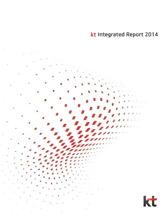2014 지속가능경영 보고서 표지(사진 제공: KT)