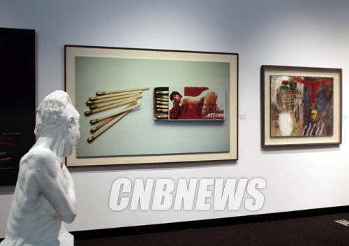 7월 24일 기업컬렉션 경매를 위해 서울 평창동 서울옥션 본사에서 진행중인 프리뷰 전시 전경.(사진=왕진오 기자)