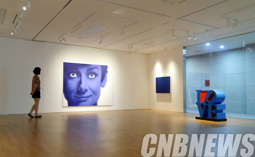 일주·선화갤러리, '들리는 현대미술 보이는 클래식_블루&D장조' 전시 전경.