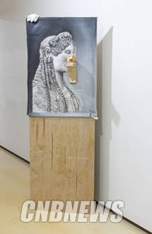 '장대하게 해봐라! 클릭, 클릭, 클릭! 그거 먹혀!(Try lmperial! Click, click, click!|It does the trick!"(with Amir Chasson)', 2014