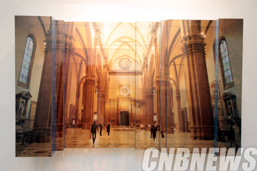 '아트사이드 갤러리 고명근 작가 전시 출품작'.(사진=왕진오 기자)