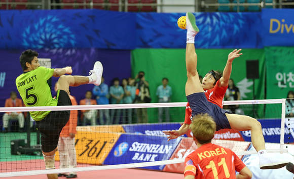 인천아시안게임, 고양시 세팍타크로 임안수, 정덕원 '은메달'