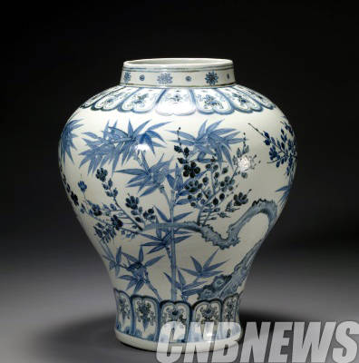 매화 대나무무늬 항아리, 조선 15세기, 삼성미술관 리움 소장, 국보 제219호.(사진=국립중앙박물관)