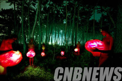 울산대 서양화과 4학년 조사라. 퍼포먼스. 설치에 사진 .