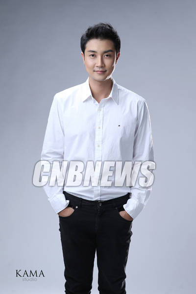 연극 '맨 프럼 어스'로 첫 연극에 도전하는 배우 여현수.(사진제공=KAMA studio)