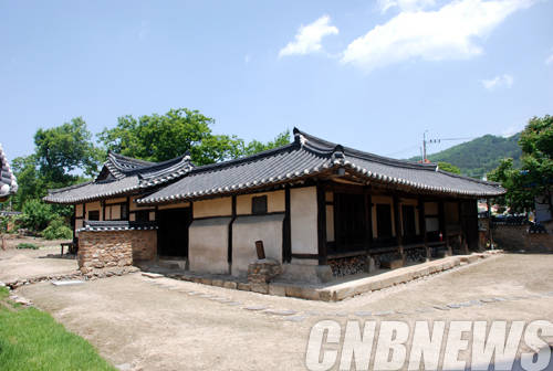 '청원 유계화 가옥 전경'.(사진=문화재청)