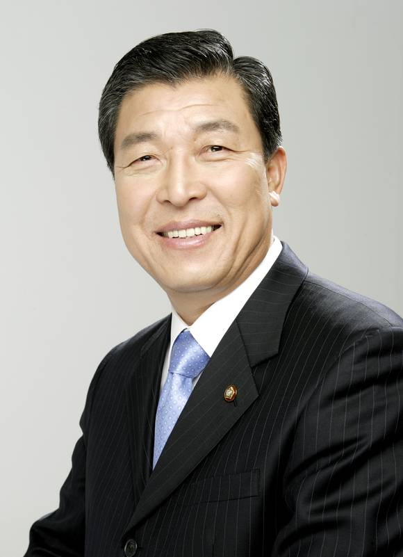 황진하 국방위원장