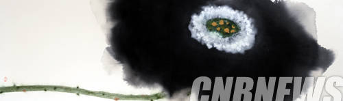 윤형선, '자연으로의 초대'. 162×97cm(2EA), 광목에 혼합재료, 2014.