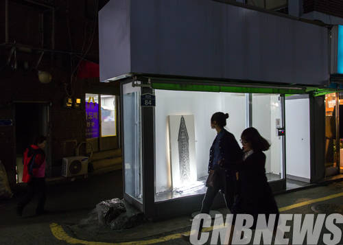 프로젝트 스페이스 보이드 창신의 이여운 작가 전시 전경.