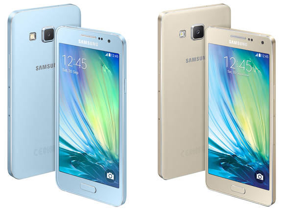 갤럭시 A3 블루 색상(왼쪽)과 갤럭시 A5 골드 색상(오른쪽)(사진 제공: 삼성전자)