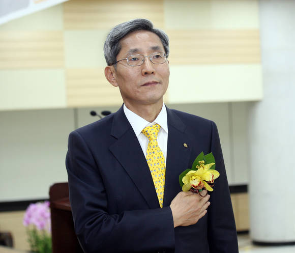 윤종규 회장 겸 은행장 취임식(사진 제공: KB금융그룹)