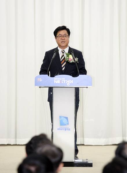 4일 오전 경기도청 제1회의실에서 열린 "초대 이기우 사회통합부지사 취임식"에서 이기우 사회통합부지사가 취임사를 하고 있다.