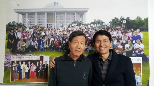 사진 왼쪽부터 장 보리스씨, 이광길 고려인돕기운동본부 회장(사진제공=고려인돕기운동본부)