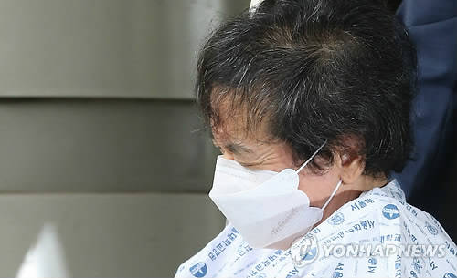 지난해 9월 서울고등법원에서 항소심 선고를 받은 이재현 회장. 이 회장은 징역 3년의 실형을 선고받았다.(사진: 연합뉴스)