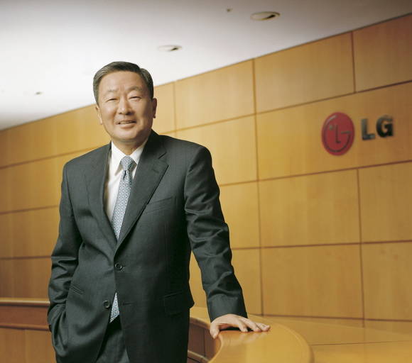 소탈한 성격의 실무형 CEO 구본무 회장(사진: LG 구본무 회장 홈페이지)