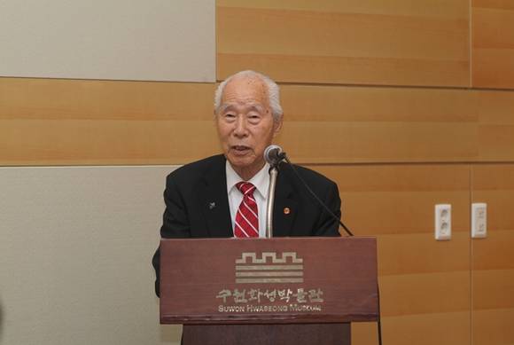 이영수 광복회 수원시지회장이 수원화성박물관에서 열린 독립운동가 필동 임면수 선생 기념사업추진위원회 발족식에서 축사를 하고 있다.