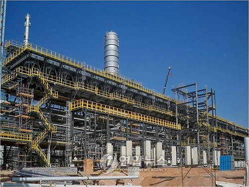 지난 2010년 건설 중인 UAE 그린디젤 프로젝트(사진: 연합뉴스)