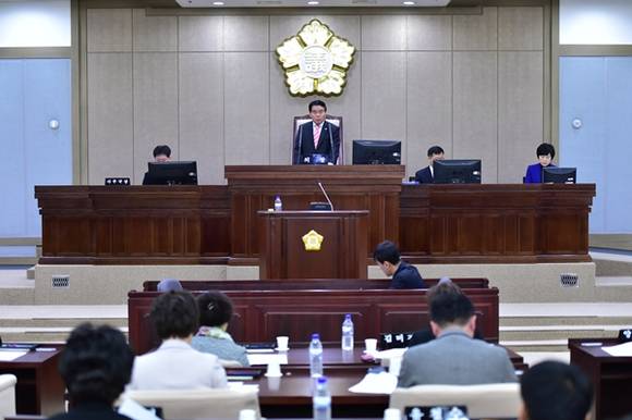 제 310회 수원시의회 임시회(사진=수원시의회 제공)