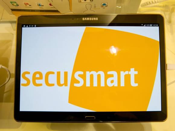 블랙베리가 삼성전자, IBM과 협력해 제작한 태블릿 ‘세큐태블릿’(사진: 파이낸셜포스트)