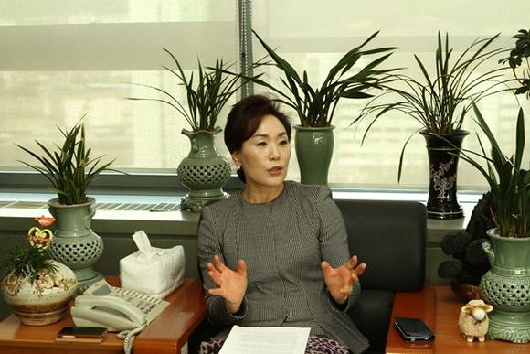 민경원 경기도경제단체연합회 사무총장이 취임 100일을 맞아 소감을 밝히고 있다.