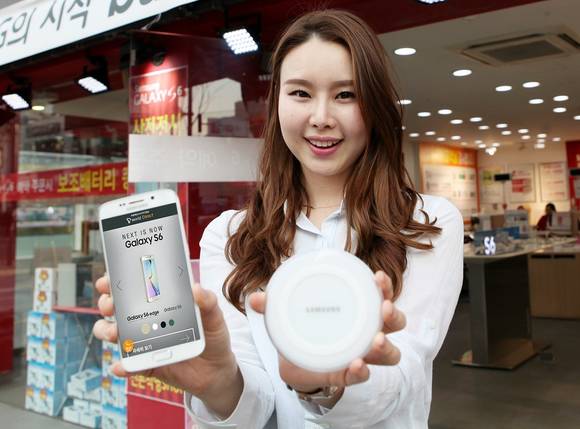 SK텔레콤이 ‘갤럭시 S6’과 ‘갤럭시 S6 엣지’ 예약 가입을 4월 1일 오전 9시부터 진행한다(사진 제공: SK텔레콤)