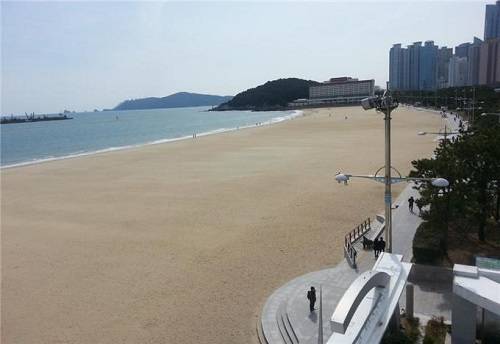 (사진제공=해운대구) 예전보다 훨씬 넓어진 해운대 해수욕장 백사장의 모습