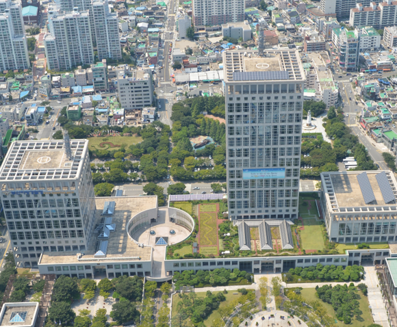 부산시청사 전경. (사진제공=부산시)