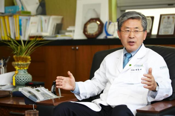 인당의료재단 정흥태 이사장.