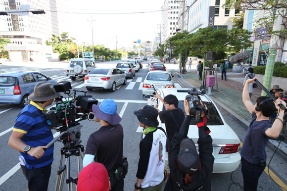 부산에서 진행 중인 영화촬영 현장 모습. (사진제공=부산창조경제혁신센터)