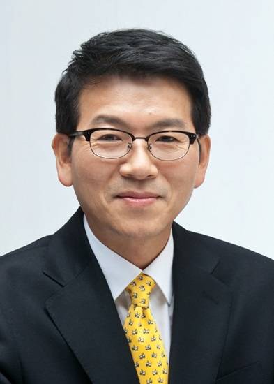 송두영 전 지역위원장이 15일 출마선언을 했다.