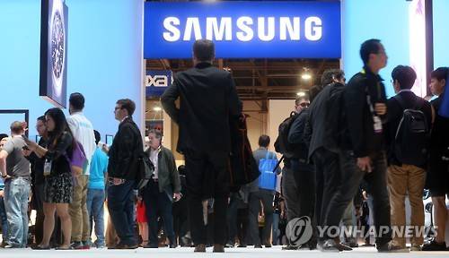 8일(한국시간) 미국 라스베이거스에서 열리고 있는 CES 2016에 참가 중인 삼성전자 전시장. (사진=연합뉴스)