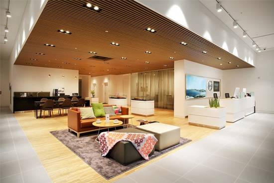 일산 볼보자동차 전시장 내부 전경