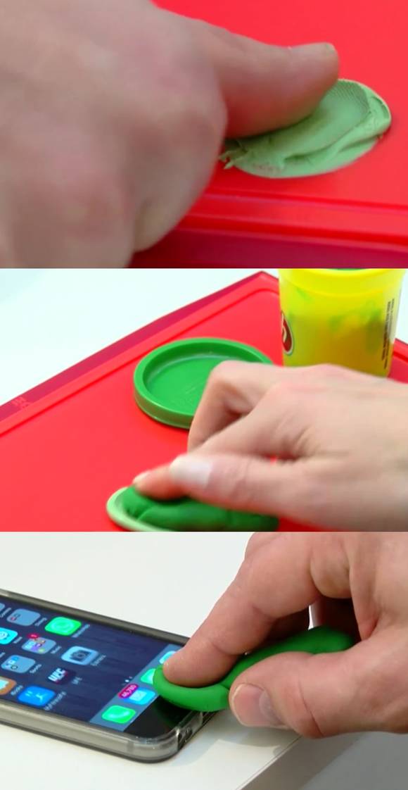 완구용 점토로 만든 위조 지문에 아이폰의 잠금이 해제되고 있다. (사진=BBC캡처)