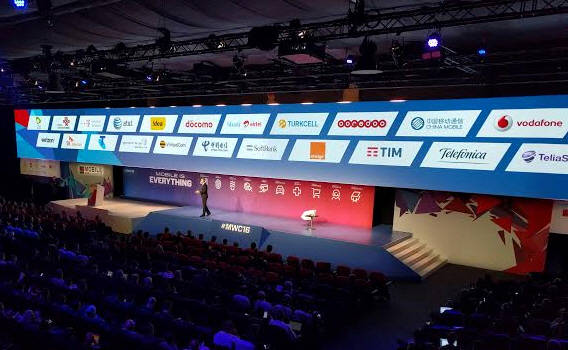 22일 MWC 2016 기조연설에서 “3년 이내에 자율주행차가 등장할 것”이라 자신한 GSMA 사무총장 맷 그랜리드. (사진=MWC)