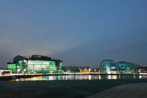 녹색으로 빛나는 세빛섬의 야경. (사진제공=효성)