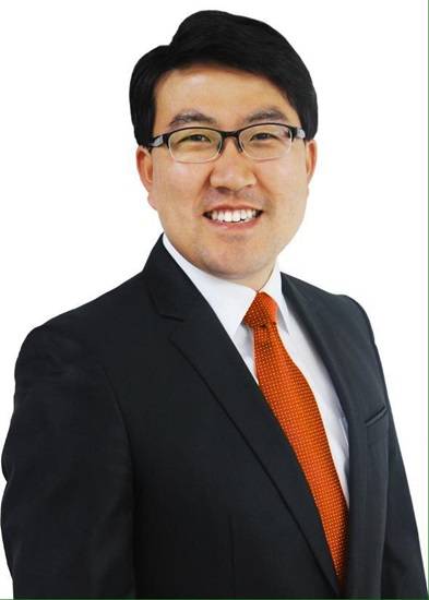 파주 갑에 출마한 민중연합당 이재희 후보