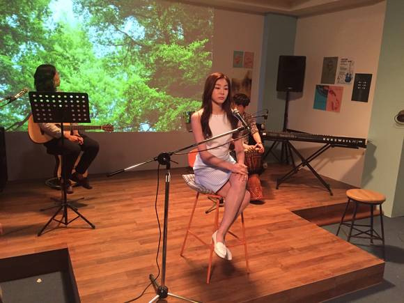 ‘김연아 무풍쏭’ 촬영 현장. (사진제공=삼성전자)