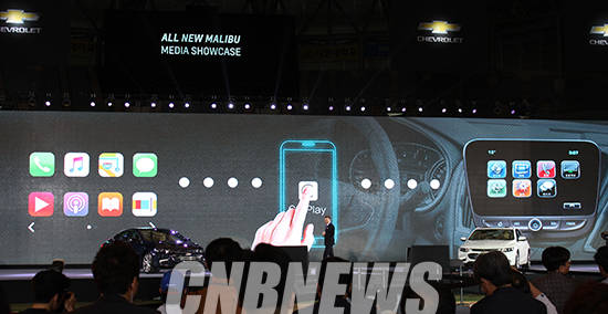 ‘올뉴 말리부’는 ‘애플 카플레이’를 지원한다. (사진=정의식 기자)