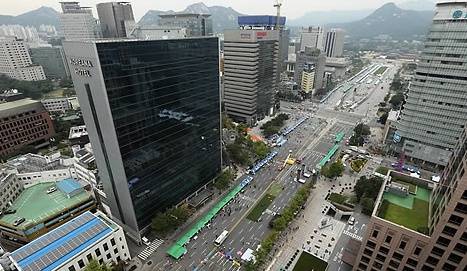 지난 2014년 열린 '차 없는 날' 행사로 차량이 통제된 서울 세종대로 모습. (사진=연합뉴스)