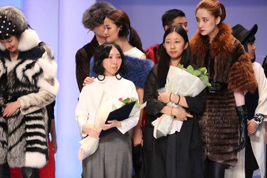 국제모피협회에서 지난 해 진행한 제2회 아시아모피디자인콘테스트의 수상자(사진= 국제모피협회)