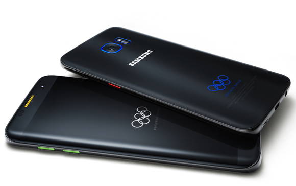 올림픽을 상징하는 5색으로 디자인된 ‘갤럭시 S7 엣지 올림픽 에디션’. (사진제공=삼성전자)