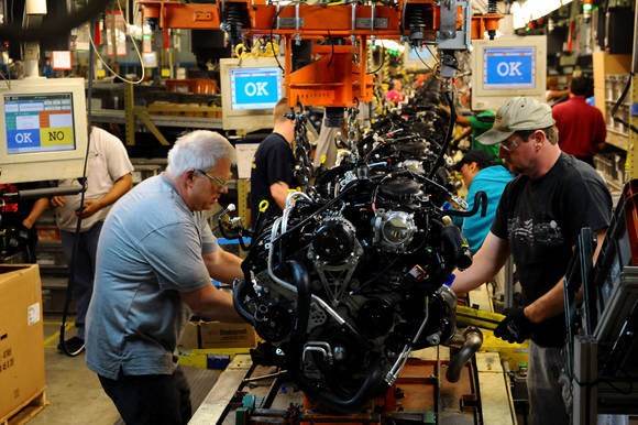 현대모비스 오하이오 주 톨레이도 공장의 컴플리트 샤시모듈 생산라인 작업 모습. (사진제공=현대모비스)