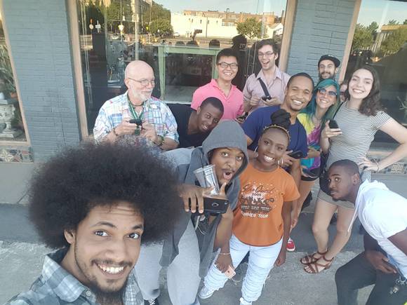 인종 갈등 문제까지 희석시킨 포켓몬 고의 위력. (사진=트위터)