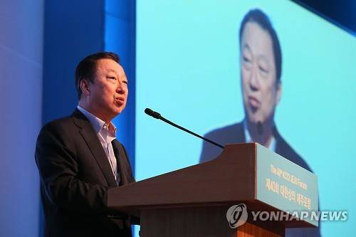 20일 제주 롯데호텔에서 열린 제41회 대한상의 제주포럼 개회사를 발언 중인 박용만 대한상공회의소 회장. (사진=연합뉴스)