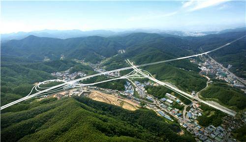 서울~세종고속도로 안성~구리 건설공사 10공구 조감도. (사진=한화건설)